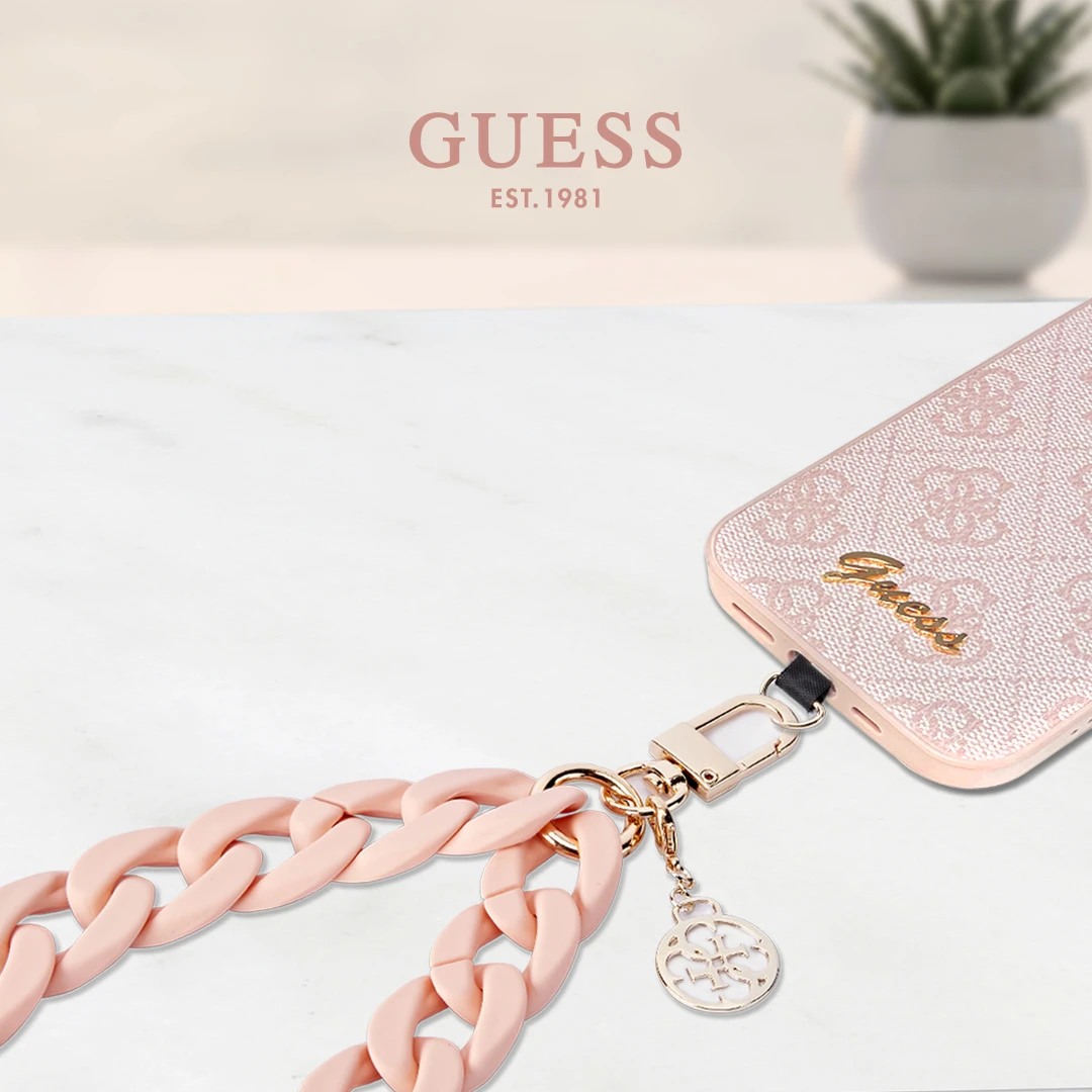 Dėklas Guess GUOUCBMC4MP Universal Big Hand Strap rožinės spalvos Acrylic 4G Charm aprašymas - Prekės nuotrauka