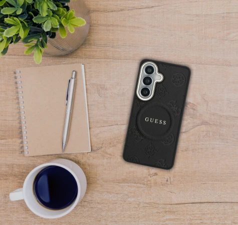 Dėklas Guess Saffiano Peony Embossed Ring MagSafe do Samsung Galaxy S26+ juoda aprašymas - Prekės nuotrauka