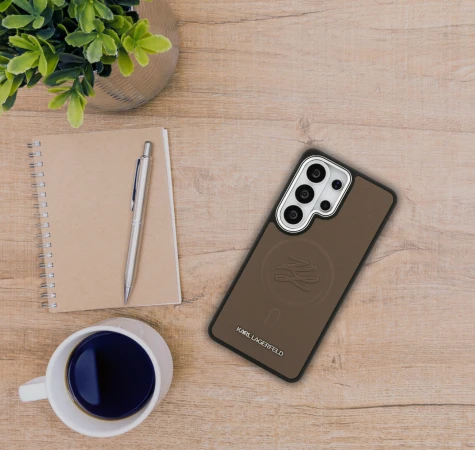Karl Lagerfeld 412 vnt. įspaustų žiedo inicialų „MagSafe“ dėklas, skirtas „Samsung Galaxy S26 Ultra“, rudas aprašymas - Prekės nuotrauka