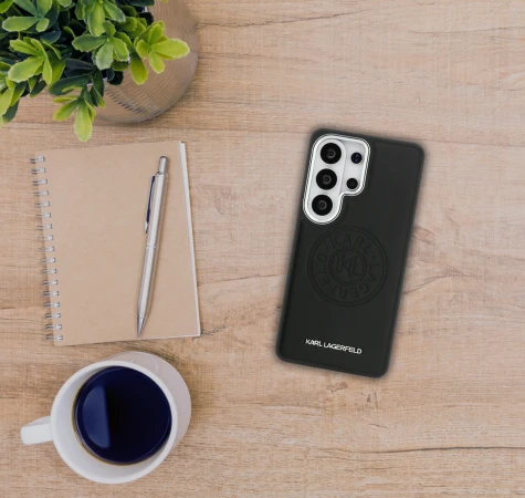 Karl Lagerfeld perforuotas KL MagSafe dėklas, skirtas „Samsung Galaxy S26 Ultra“, juodas aprašymas - Prekės nuotrauka