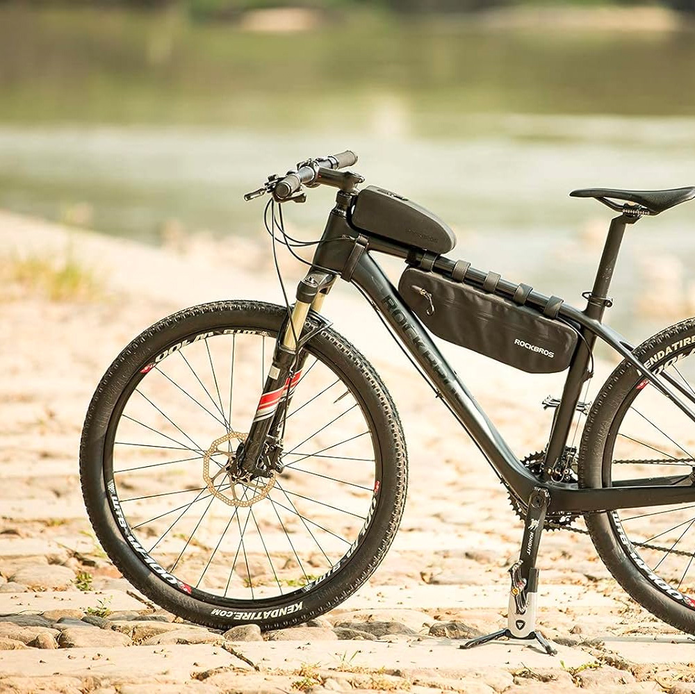 Rockbros AS-019-1 bicycle frame bag waterproof 1.6 l – juodos spalvos aprašymas - Prekės nuotrauka Rockbros AS-019-1 bicycle frame bag waterproof 1.6 l – juodos spalvos aprašymas - Prekės nuotrauka