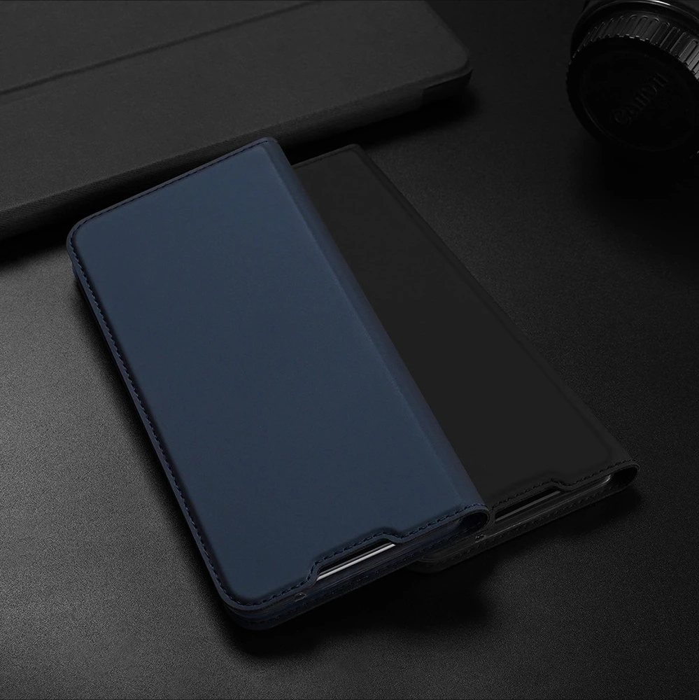 Dux Ducis Skin Pro atverčiamas Realme Narzo 50A dėklas telefonui juodos spalvos