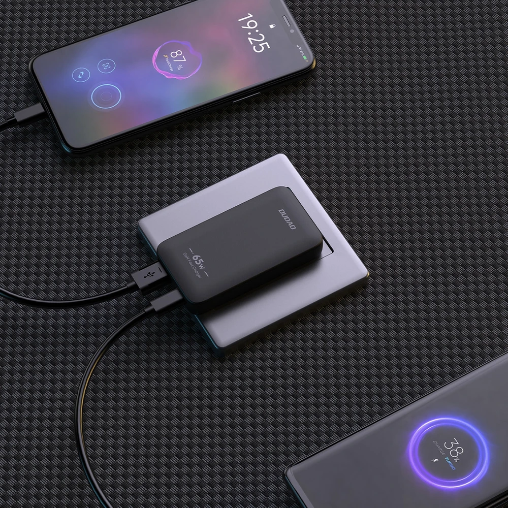 GaN Dudao A65Q 65W USB-A / USB-C PD Ultra-Thin Travel laidinis įkroviklis EU / US – juodos spalvos