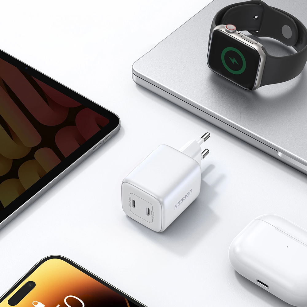 GaN 2 x USB-C 45W QC PD Ugreen CD294 greitasis įkroviklis - baltas
