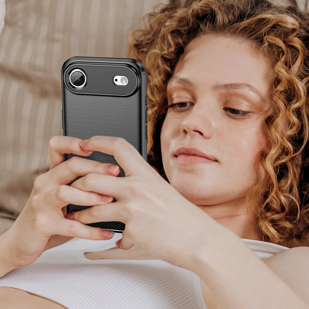 Hurtel Dėklas Carbon Dėklas skirtas Apple iPhone 17 Air – juodos spalvos