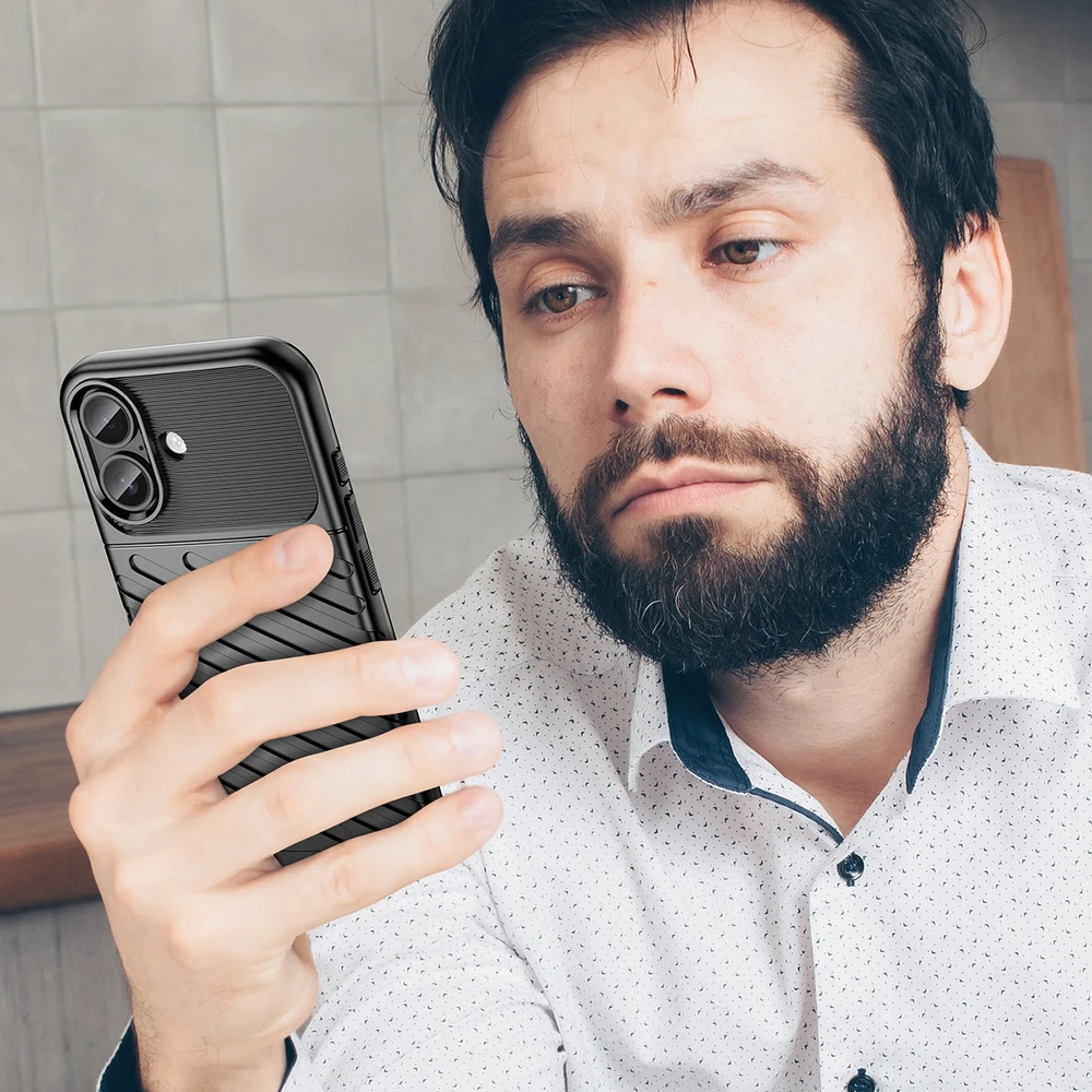 Hurtel Dėklas Thunder Dėklas skirtas Apple iPhone 17 – juodos spalvos