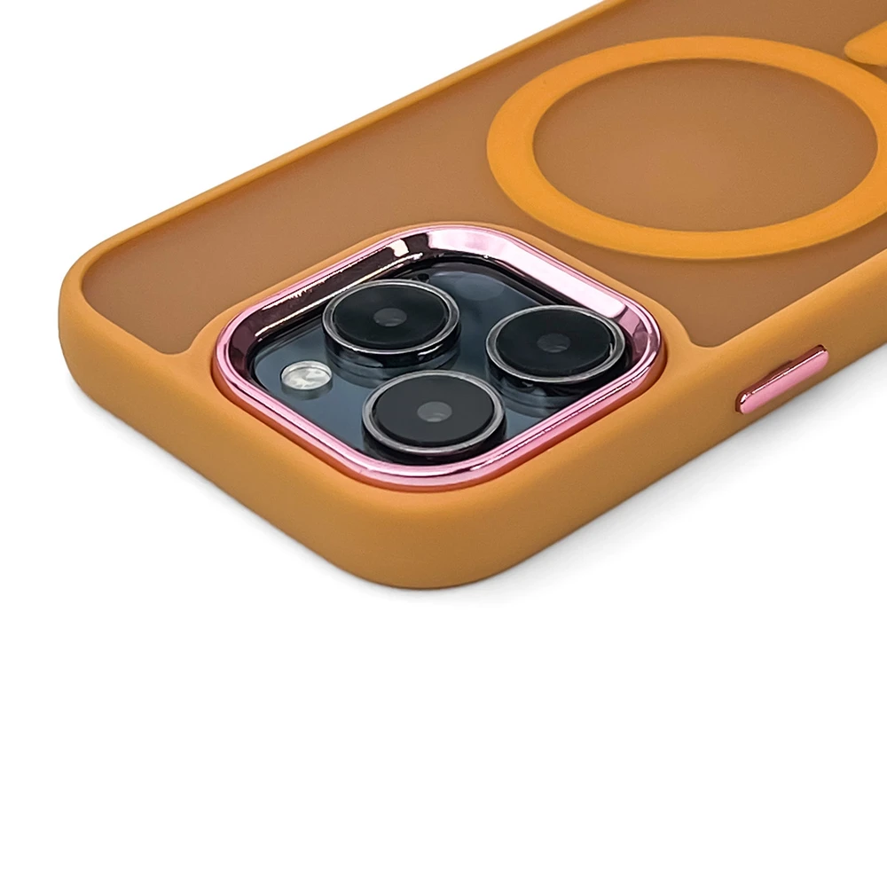 Hurtel Magnetic Collection MagSafe Apple iPhone 16 Pro – dėklas telefonui oranžinės spalvos