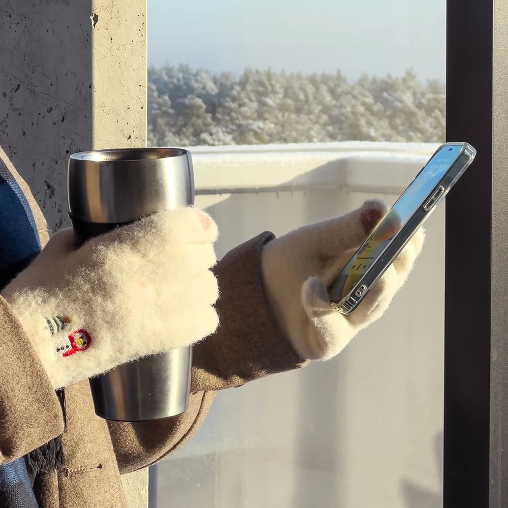Hurtel Moteriškos žieminės pirštinės telefonui su sniego seniu ir Kalėdų eglute – žalios spalvos