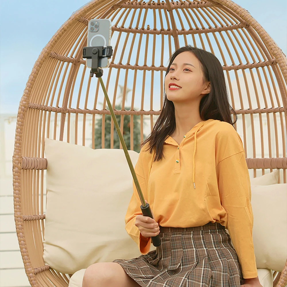 Wozinsky Asmenukių lazda WHS1Y telescopic tripod 1m with phone holder – juodos spalvos