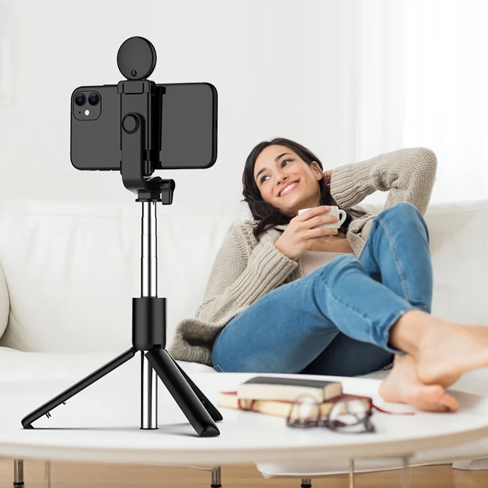 Hurtel Selfie stick WR1YXS telescopic tripod 0.71m with round lamp – juodos spalvos