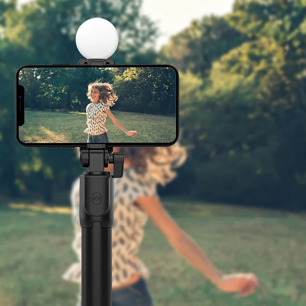 Hurtel Selfie stick WR1YXS telescopic tripod 0.71m with round lamp – juodos spalvos