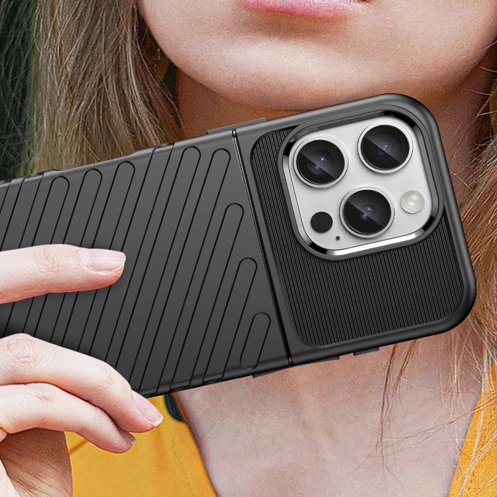 Hurtel Thunder Apple iPhone 16 Pro Max silikoninis – dėklas telefonui juodos spalvos