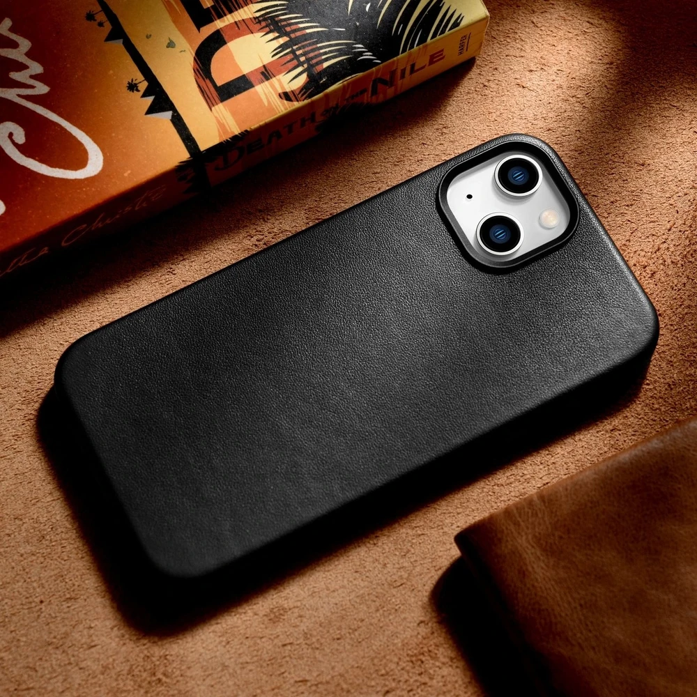 iCarer Leather Apple iPhone 14 Plus genuine leather dėklas telefonui juodos spalvos (compatible with MagSafe)
