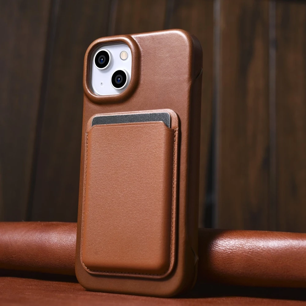 iCarer CE Oil Wax Premium Leather Apple iPhone 14 Plus magnetic atverčiamas MagSafe dėklas telefonui rudos spalvos (AKI14220707-BN)