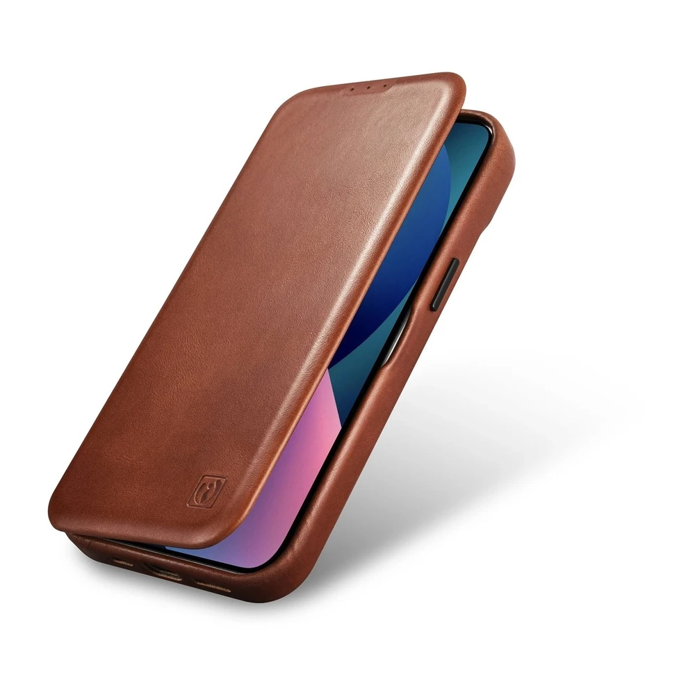iCarer CE Oil Wax Premium Leather Apple iPhone 14 Plus magnetic atverčiamas MagSafe dėklas telefonui rudos spalvos (AKI14220707-BN)