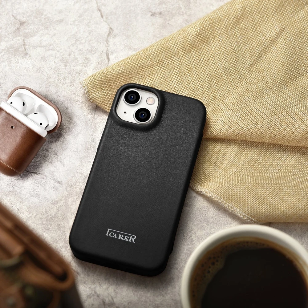 iCarer CE Premium Leather Apple iPhone 14 Plus Magnetic atverčiamas Leather MagSafe dėklas telefonui juodos spalvos (WMI14220715-BK)
