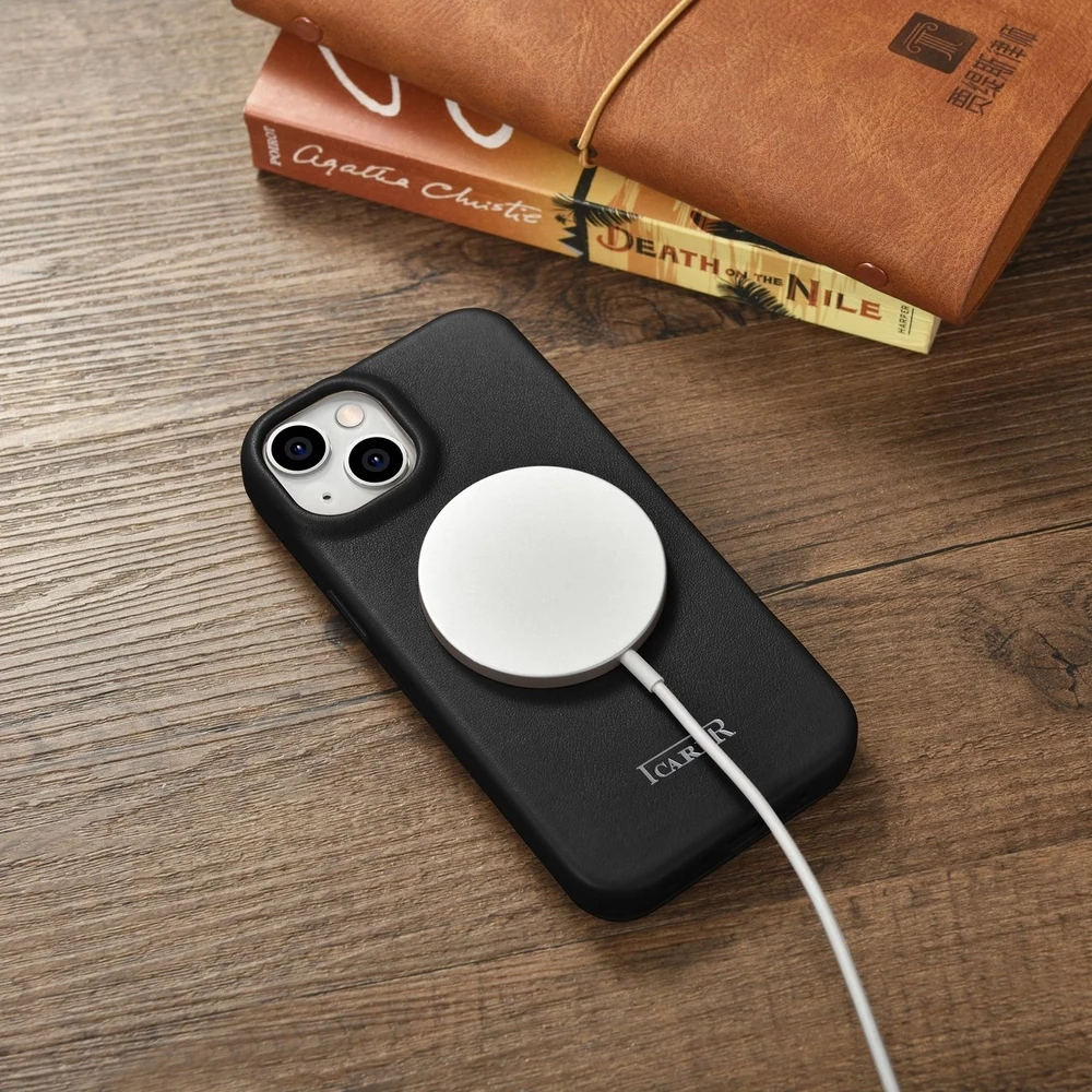 iCarer CE Premium Leather Apple iPhone 14 Plus Magnetic atverčiamas Leather MagSafe dėklas telefonui juodos spalvos (WMI14220715-BK)