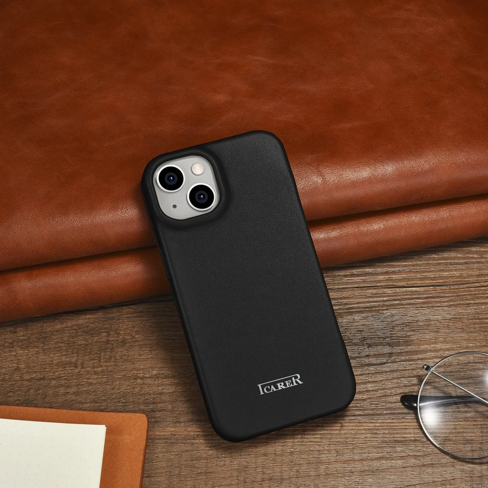 iCarer CE Premium Leather Apple iPhone 14 Plus Magnetic atverčiamas Leather MagSafe dėklas telefonui juodos spalvos (WMI14220715-BK)