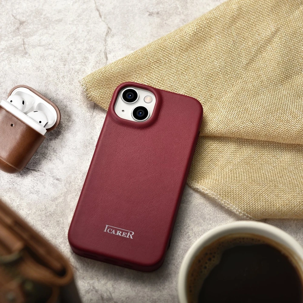 iCarer CE Premium Leather Apple iPhone 14 Plus Magnetic atverčiamas Leather MagSafe dėklas telefonui raudonos spalvos (WMI14220715-RD)