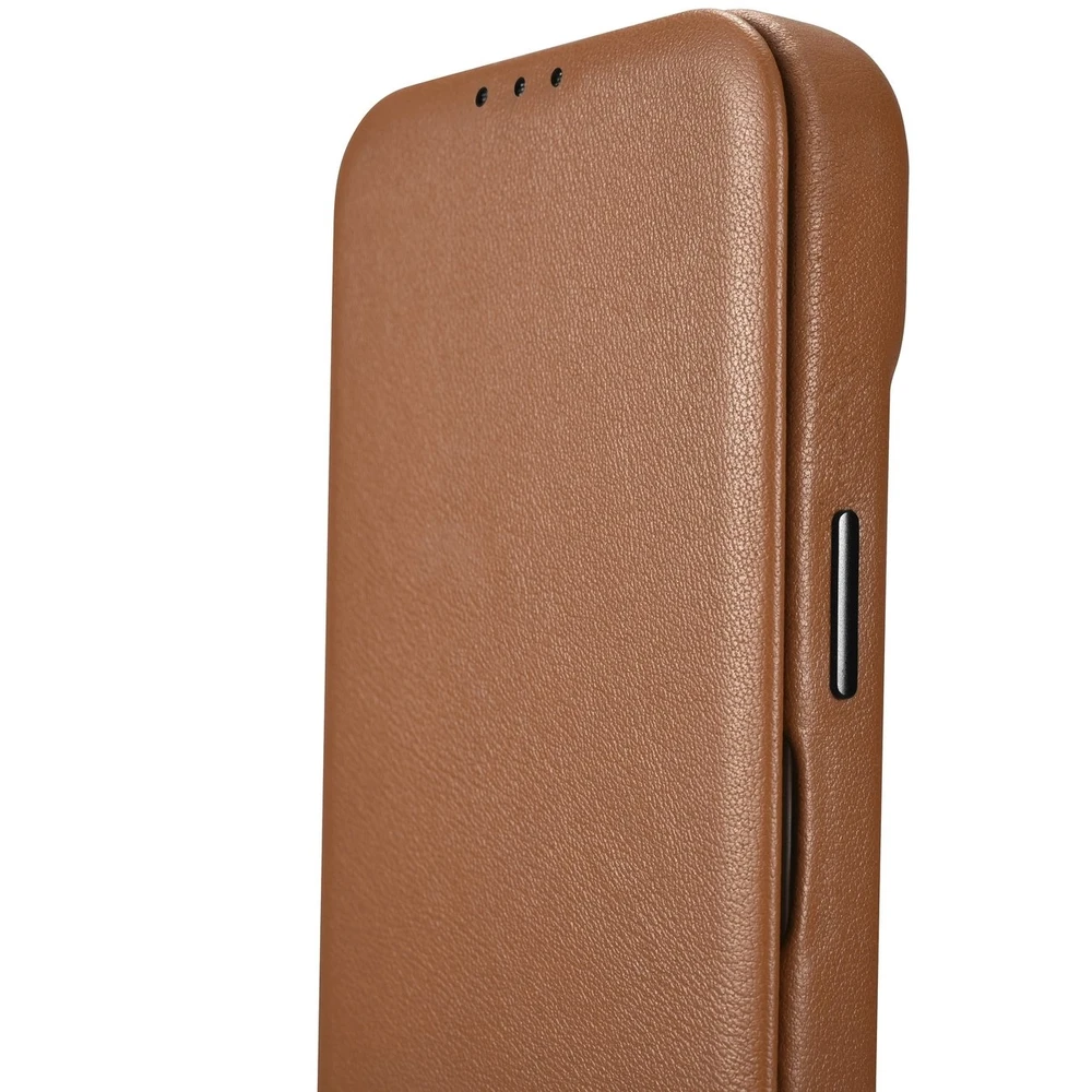 iCarer CE Premium Leather Apple iPhone 14 Plus Magnetic atverčiamas Leather MagSafe dėklas telefonui rudos spalvos (WMI14220715-BN)