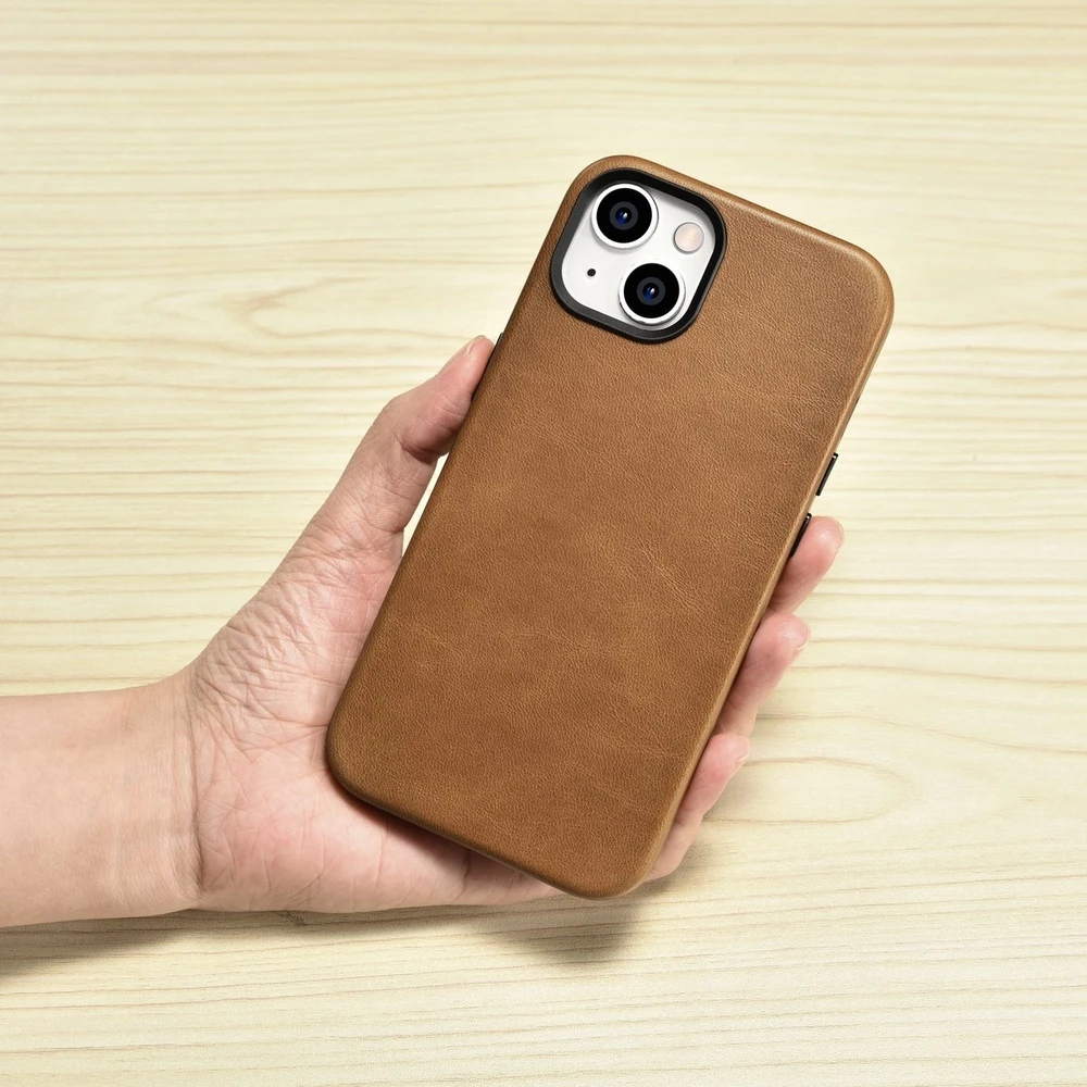 iCarer Oil Wax Premium Leather Apple iPhone 14 Plus Magnetic Leather with MagSafe dėklas telefonui rudos spalvos (WMI14220703-TN)