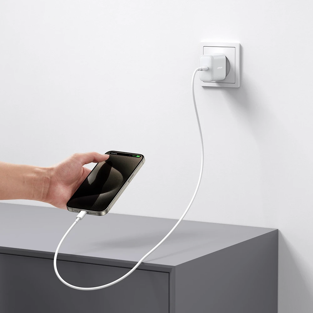 Įkroviklis Joyroom JR-TCF24 30W USB-C + USB-C į USB-C laidas 1,0m baltas