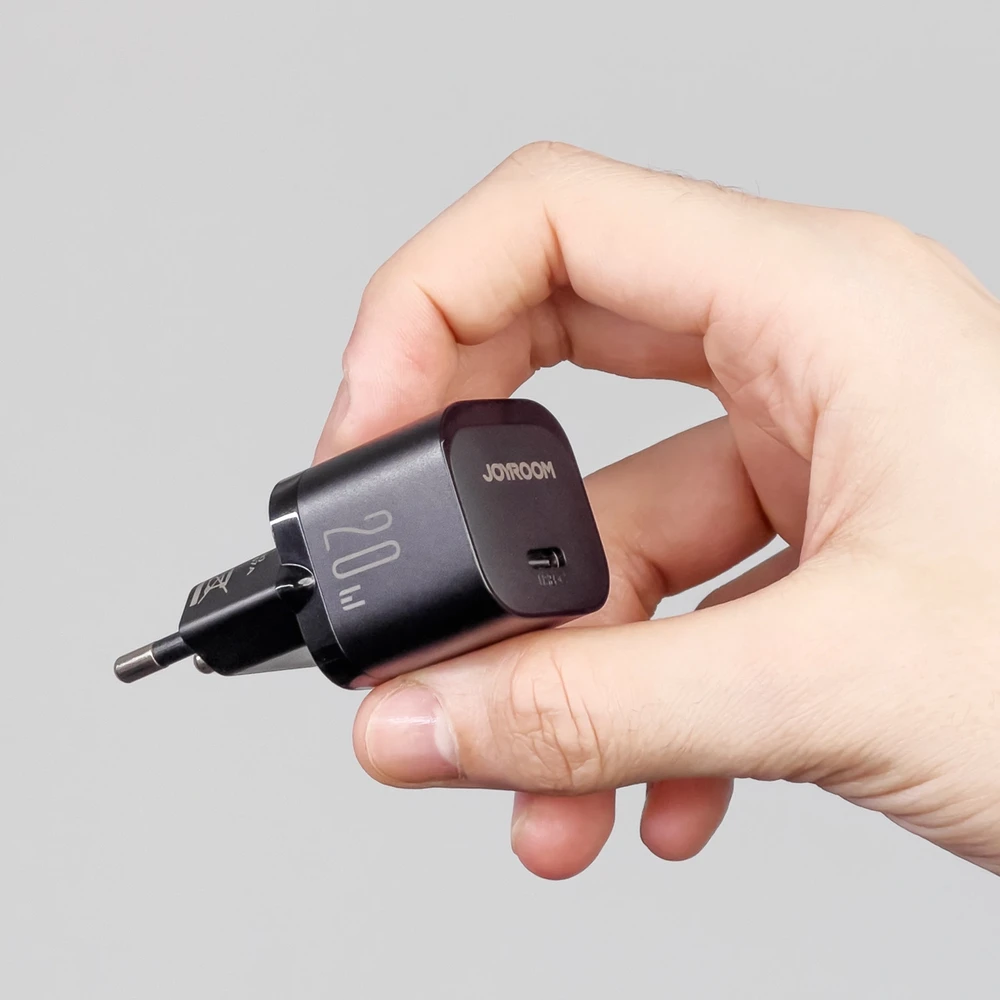 Įkroviklis Joyroom JR-TCF02 20W USB-C juodas