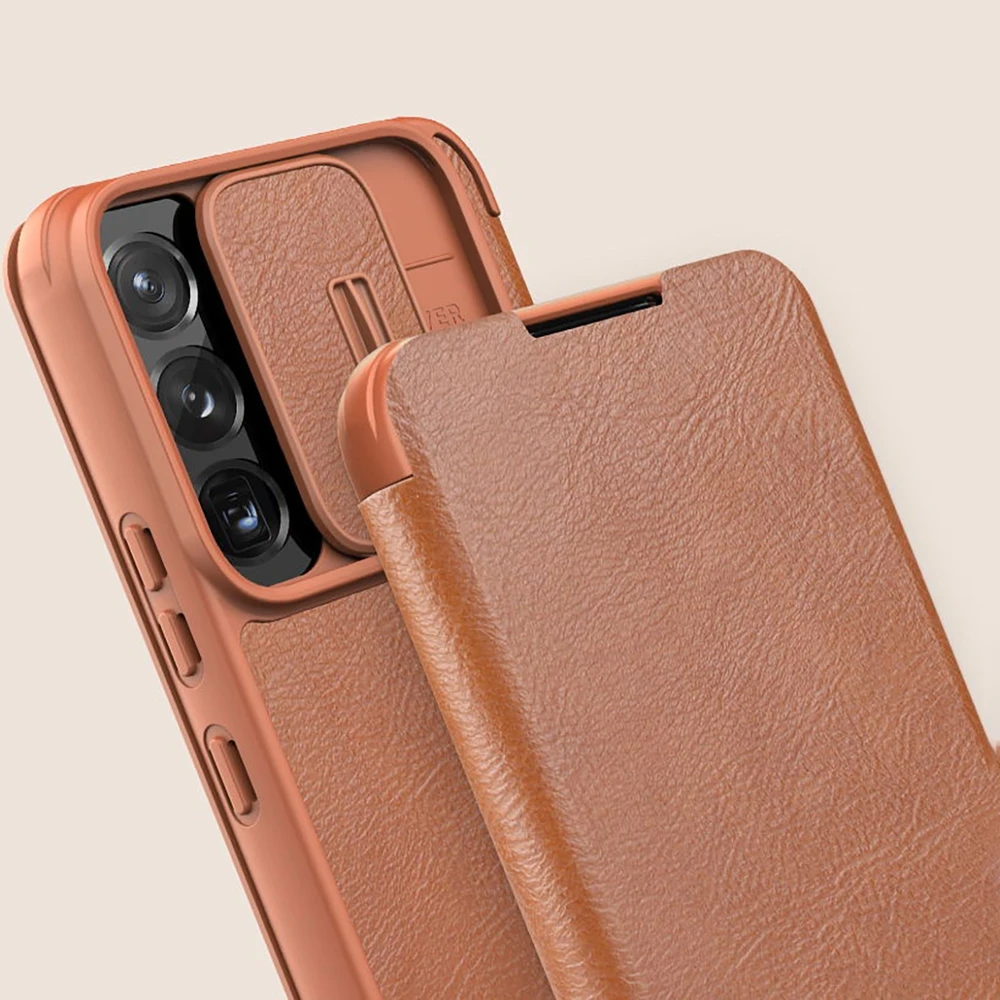 Nillkin Qin Leather Pro Samsung Galaxy S22+ (S22 Plus) Camera Protector Holster Cover Flip dėklas telefonui rudos spalvos