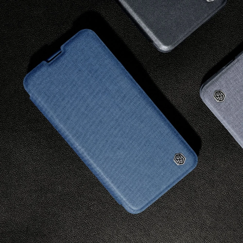Nillkin Qin Leather Pro Apple iPhone 14 Plus Camera atverčiamas dėklas telefonui žalios spalvos