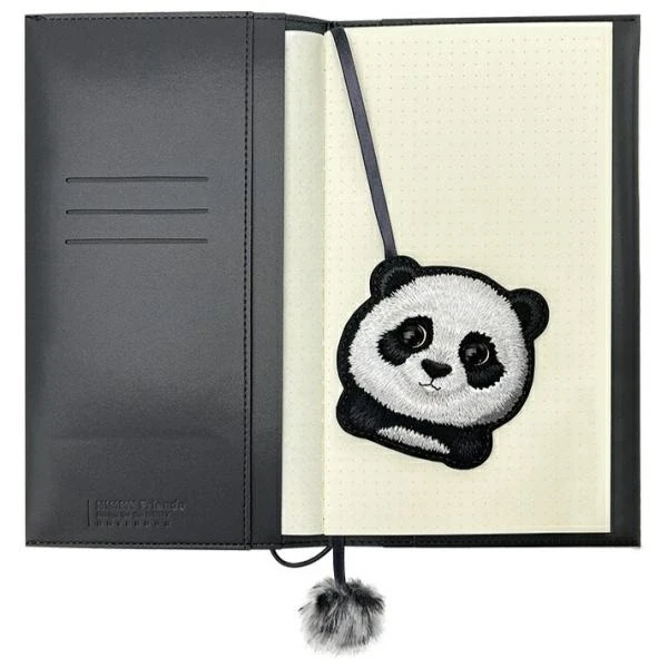 Nimmy rinkinys 2in1 užrašų knygelė + rašiklis juodos spalvos Big Eyed Pet 2.0 Panda