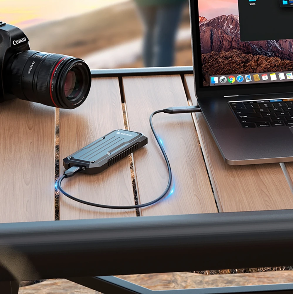 Disko dėžutė Orico OXS2C3-G2 M.2 NVMe/SATA SSD USB-C 3.2 – pilkos spalvos