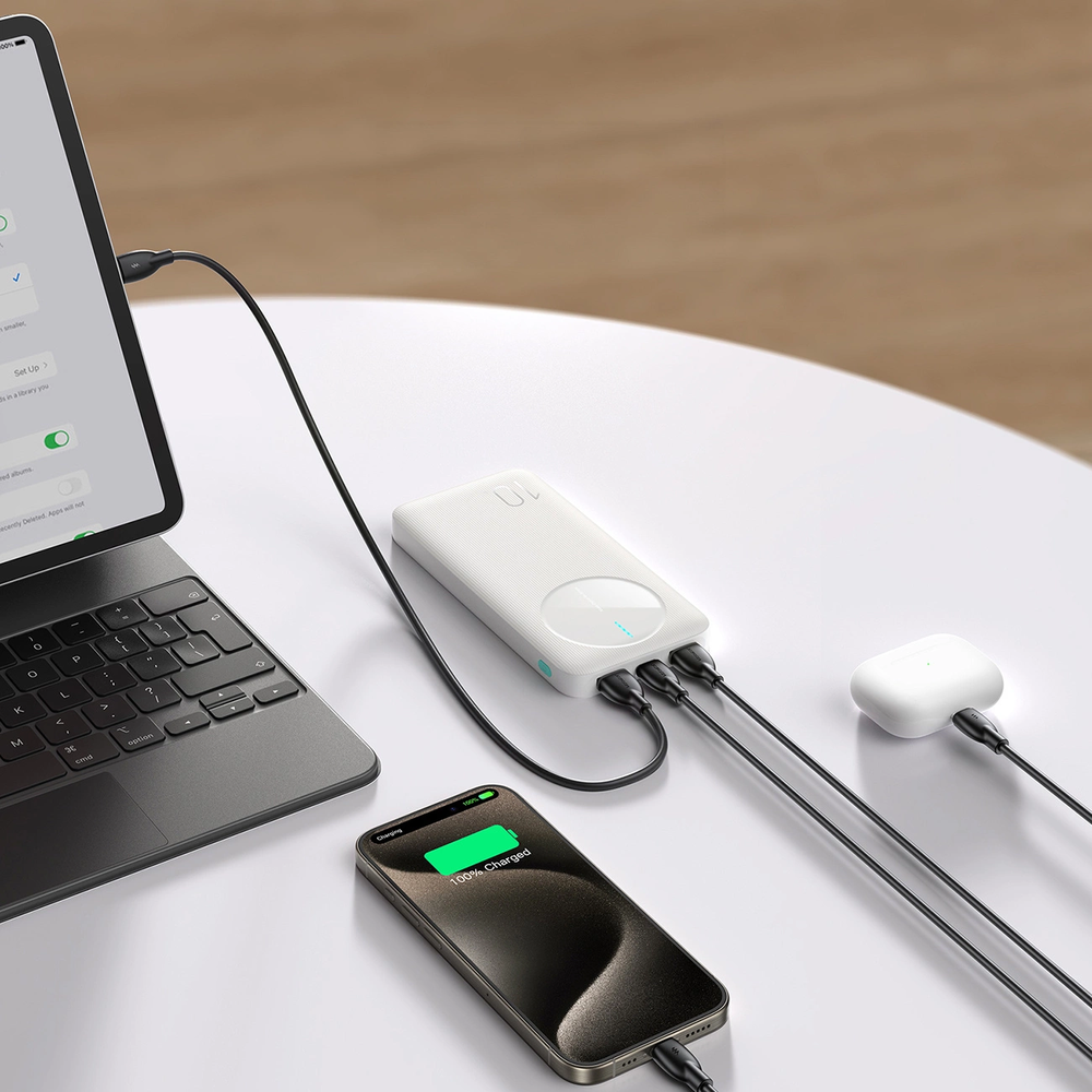 Nešiojamoji baterija „Joyroom JR-PBF12“ 10000mAh 2.4A 2x USB-A 1x USB-C - balta
