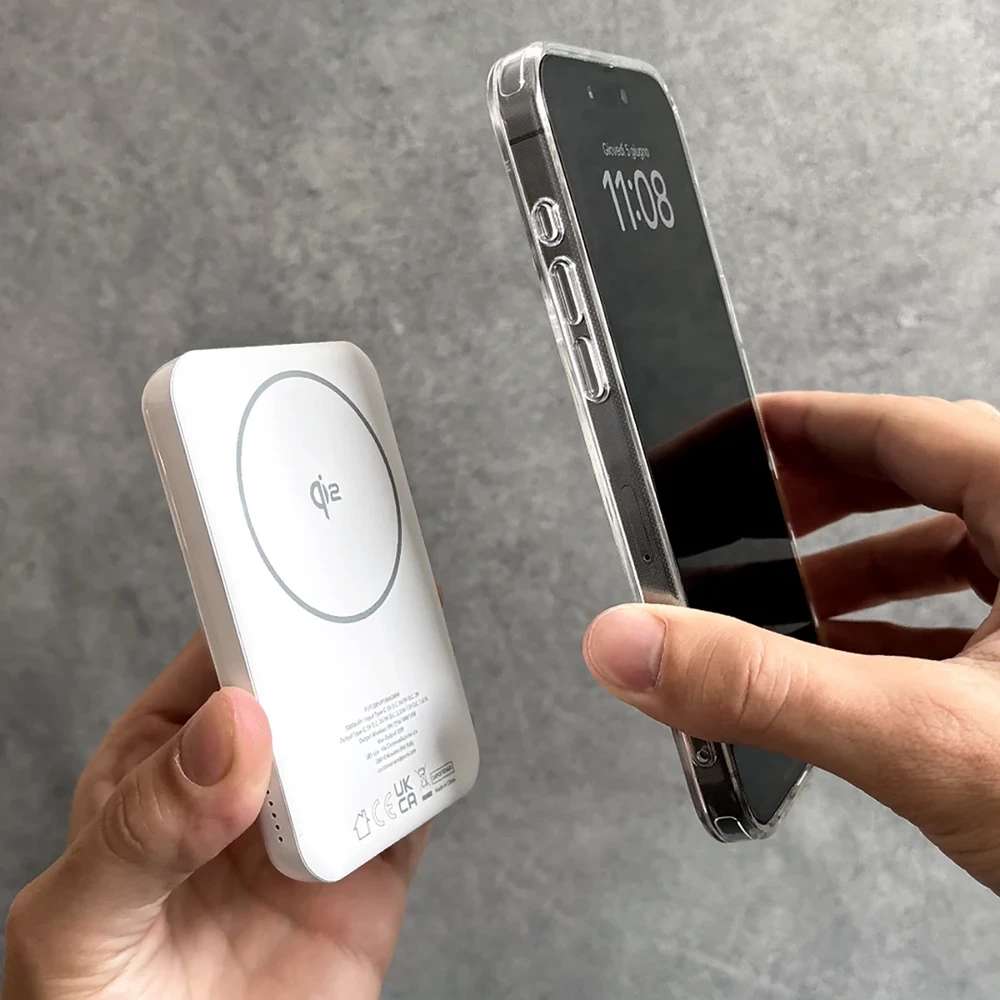 Powerbank Puro Mag Plus 5000mAh 20W Qi2 suderinamas su MagSafe 1x USB-C Power Delivery - baltos spalvos