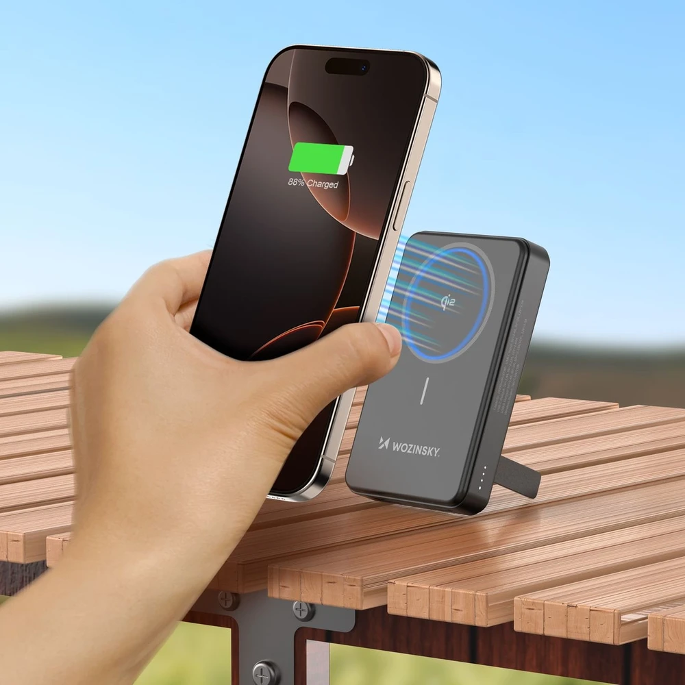 Powerbank Wozinsky WLWP-10KA0Y3S 22.5W PD Qi2 10000 mAh, su stoveliu, 1x USB-A, 1x USB-C – juodos spalvos
