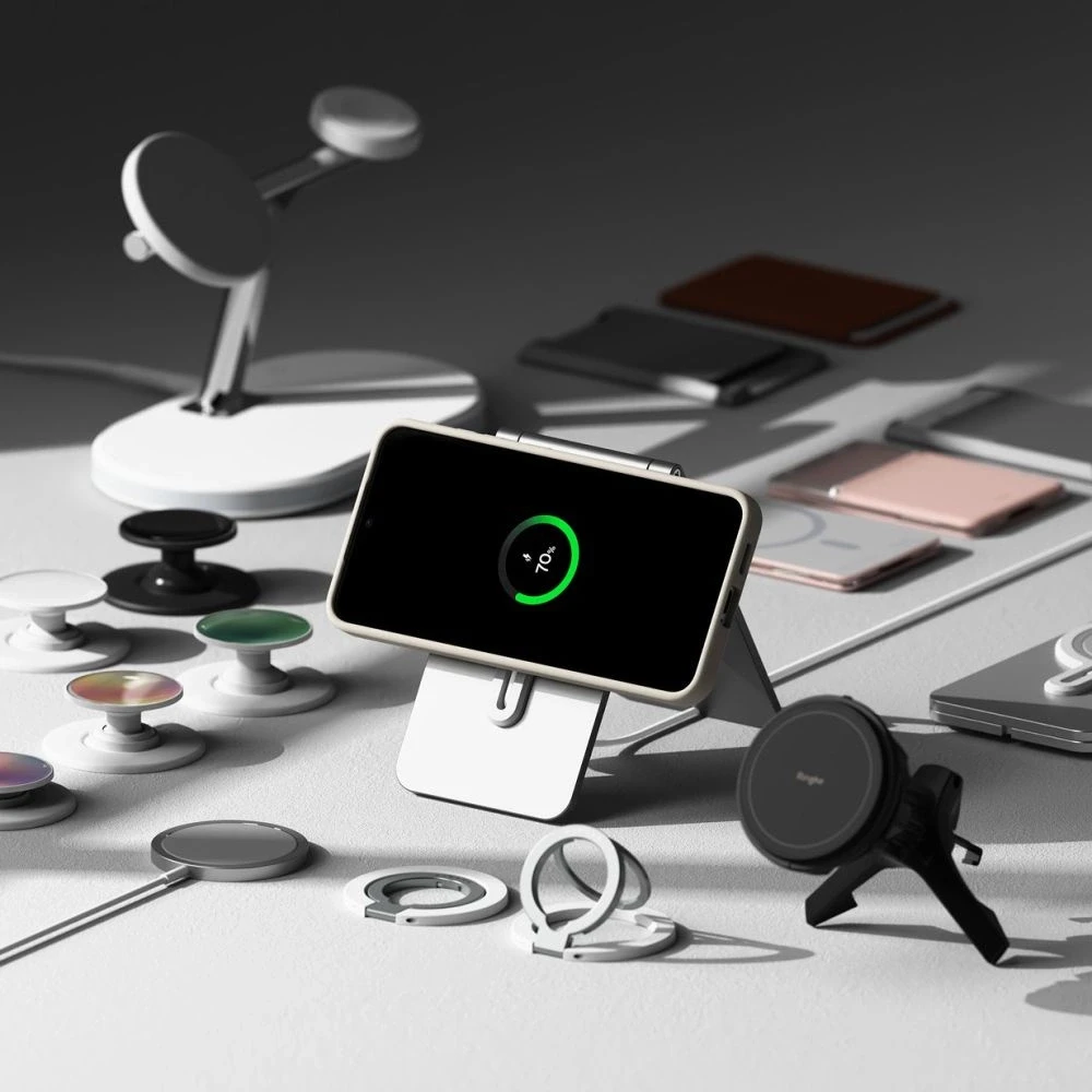 Dėklas Ringke Silicone MagSafe Samsung Galaxy S25 - rusvai gelsvas