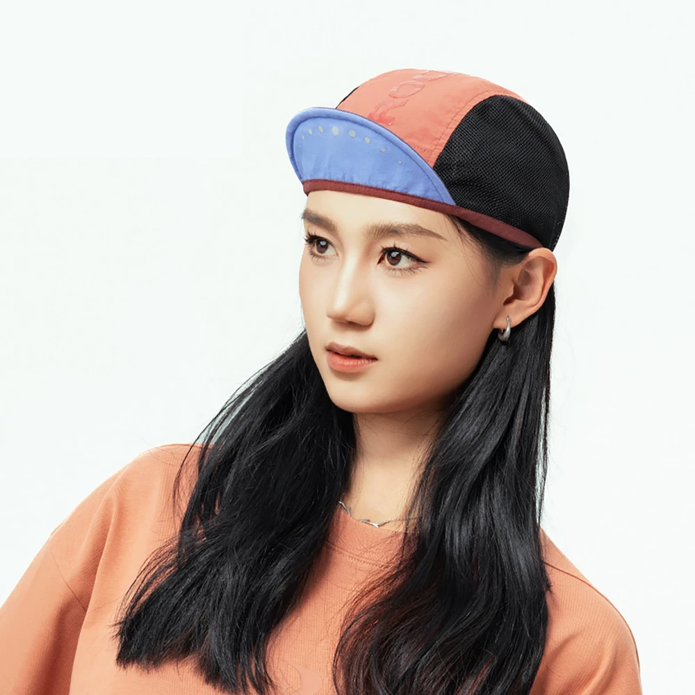 Rockbros Cycling Cap su Helmet Visor – Raudona