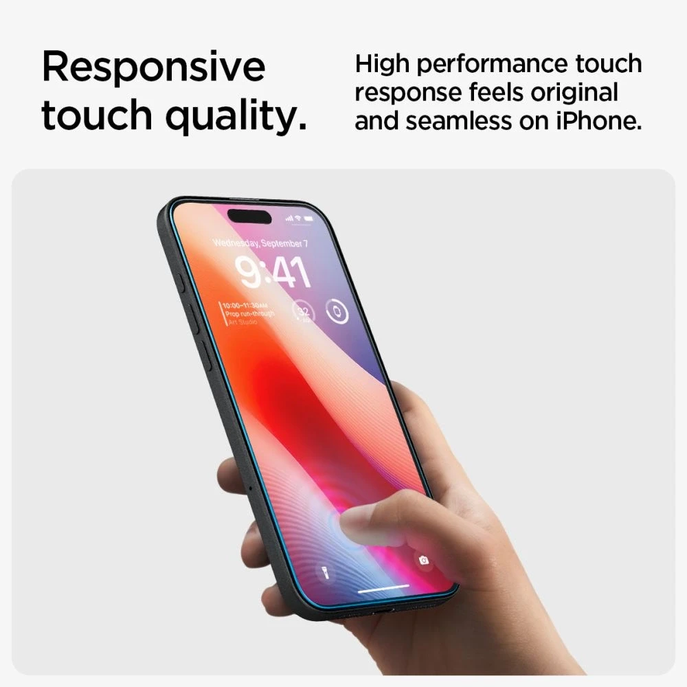 GRŪDINTAS STIKLAS SPIGEN GLAS.TR EZ FIT IPHONE 15 CLEAR