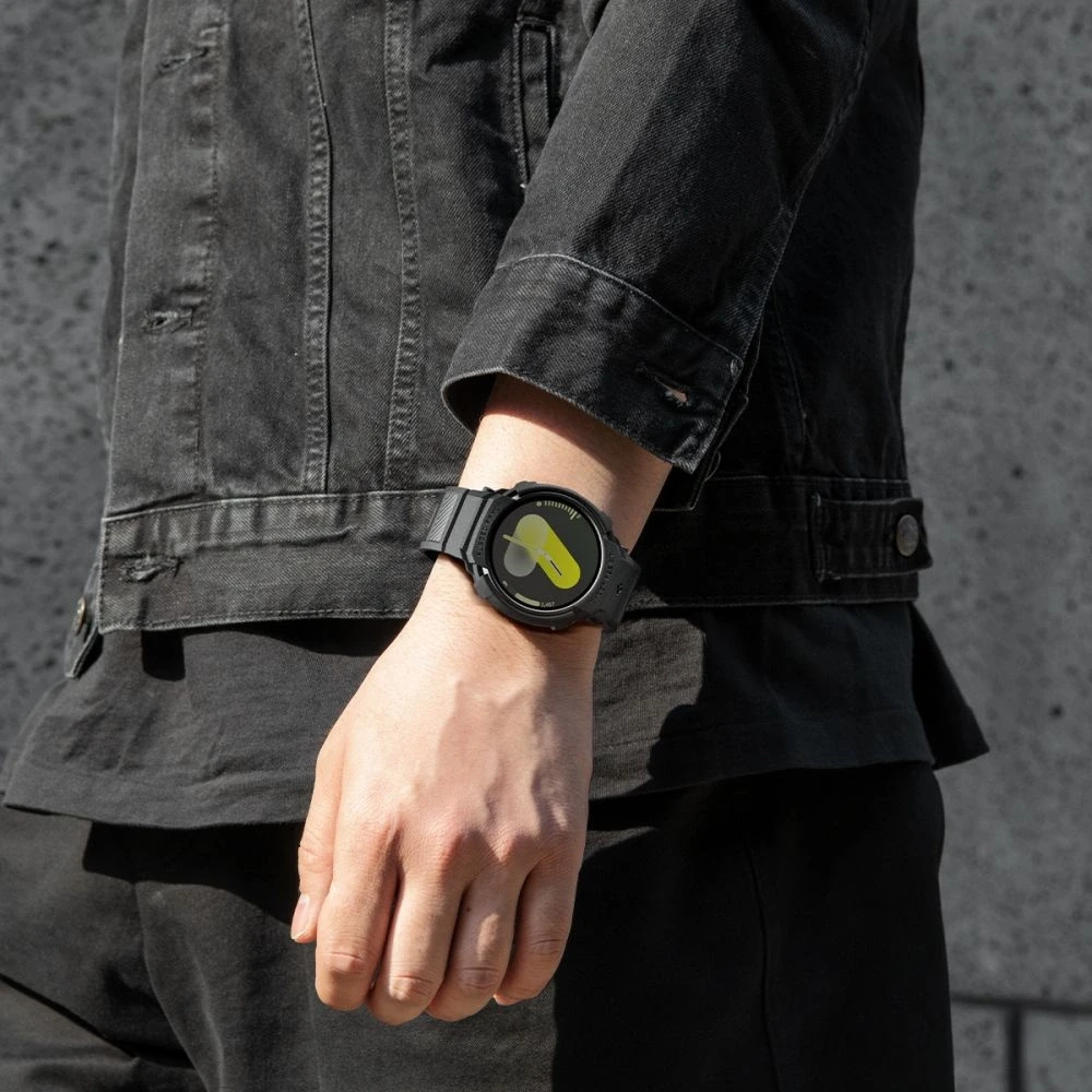 „Spigen Rugged Armor Pro“, matinis juodas - „Galaxy Watch 8“ (44 mm)