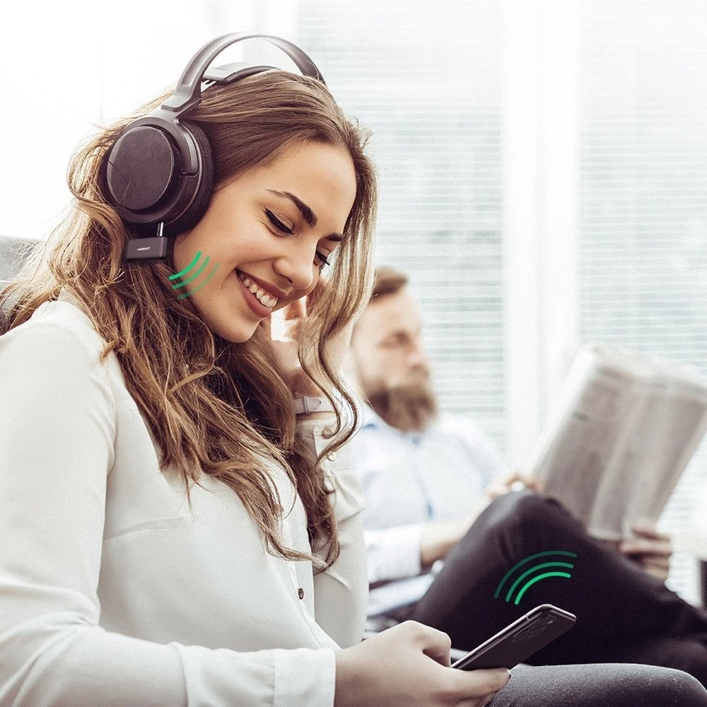 Ugreen 3,5 mm Bluetooth 5.0 automobilinis adapteris