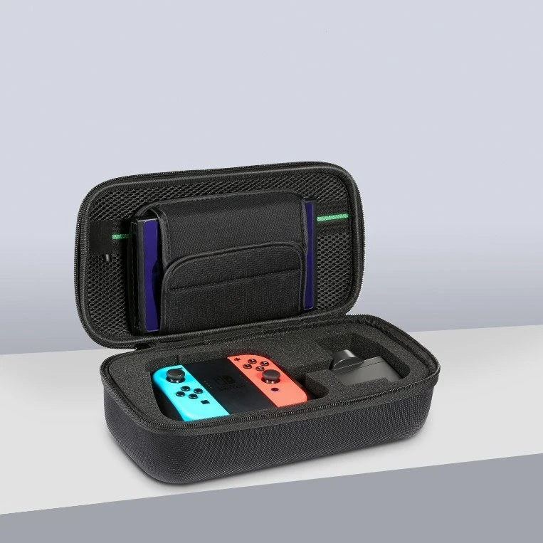 Ugreen Dėžutė Nintendo Switch ir priedams S 26,5 x 10 x 13,5 cm juodos spalvos (50275 LP145)