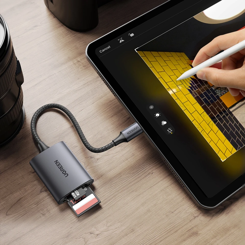 USB-C kortelių skaitytuvas, UGREEN CM401 (pilka)
