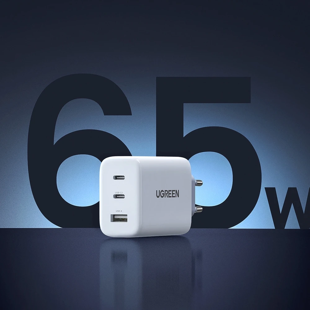Sieninis įkroviklis UGREEN CD275, 2x USB-C, 1x USB, 65W (balta)