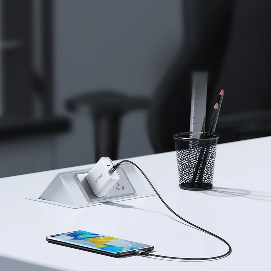 HP USB-C-USB-C UGREEN USB4 kabelis, 240W, 2m (fekete)
