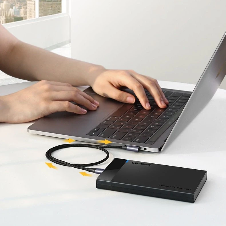 UGREEN US255 USB-C į USB-C alkūninis kabelis, 3A, 60W, 2m (juodas)