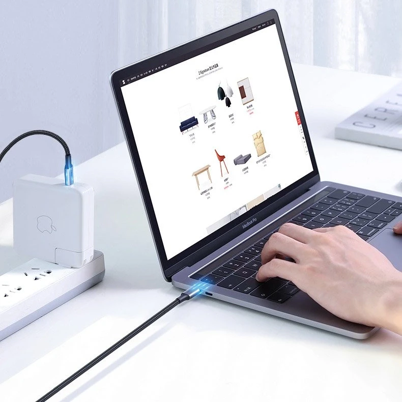 USB C į USB C laidas UGREEN US316, 100W, 2m - juodas