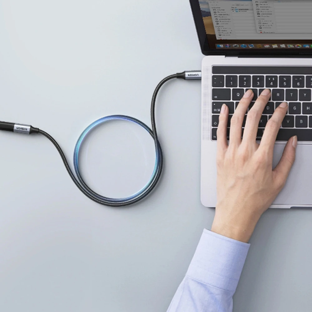 Kabelio nikeliavimas UGREEN US372 USB Type C 3.1 Gen2 nuo vyriškos iki moteriškos 0.5 m (juodas)