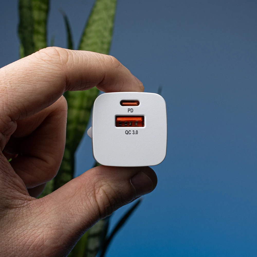 Wozinsky CMWCW 20W USB-C / USB-A laidinis įkroviklis – baltos spalvos