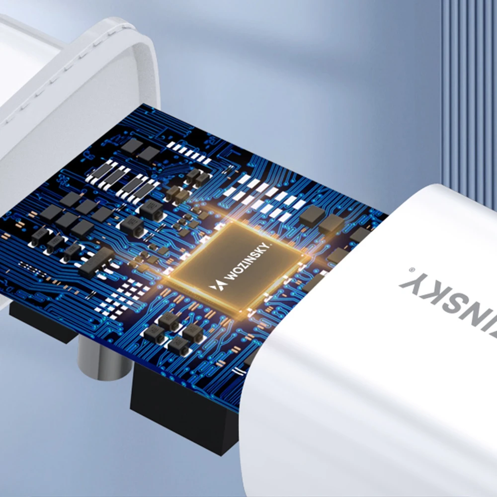 Wozinsky CWCUCW 30W USB-C / 2 x USB-A laidinis įkroviklis – baltos spalvos
