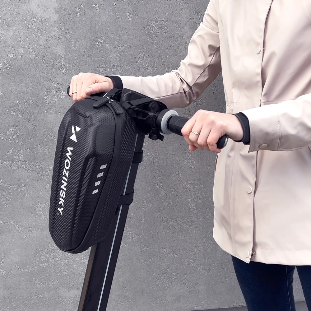 Wozinsky waterproof scooter handlebar bag 3l handlebar bag juodos spalvos (WSB4BK)
