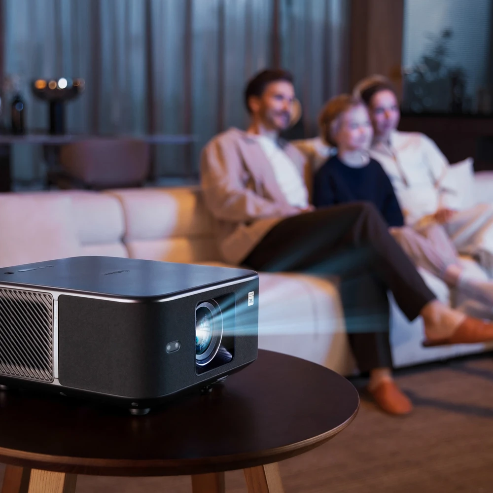 Yaber K3 LCD FullHD 1080p Multimedia Projektorius su JBL kolonėlėmis – juodos spalvos